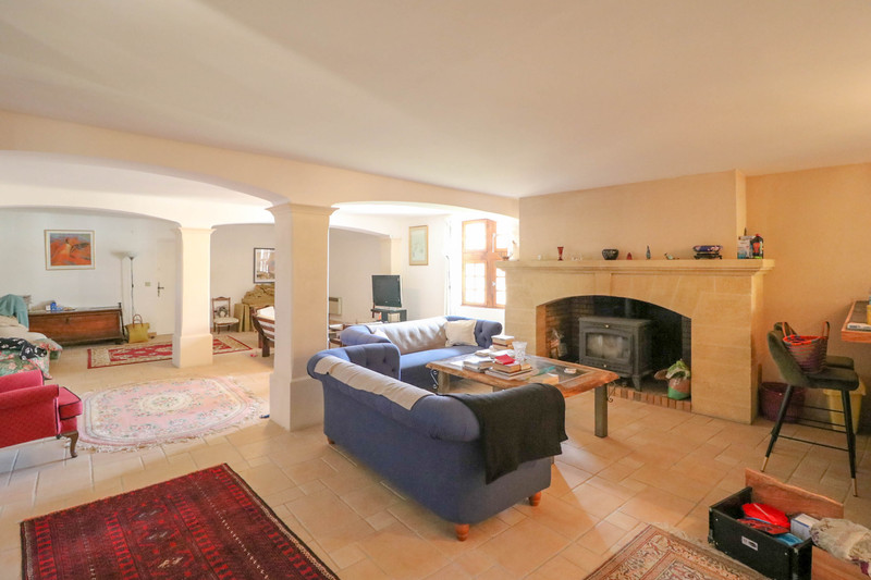 French property for sale in Uzès, Gard - &#8364;895,000 - photo 6