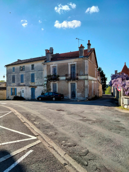 French property for sale in Dignac, Charente - photo 2