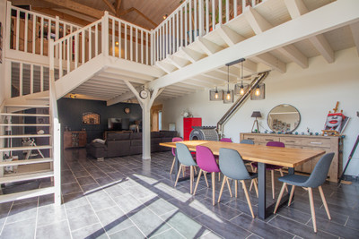 French property for sale in Angoulême, Charente - €329,000 - photo 2