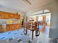 Maison à vendre à Aubeterre-sur-Dronne, Charente - 285.000 € - photo 2