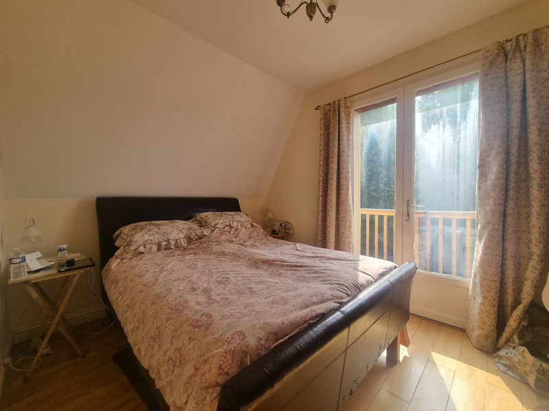 French property for sale in Ballots, Mayenne - €269,999 - photo 9