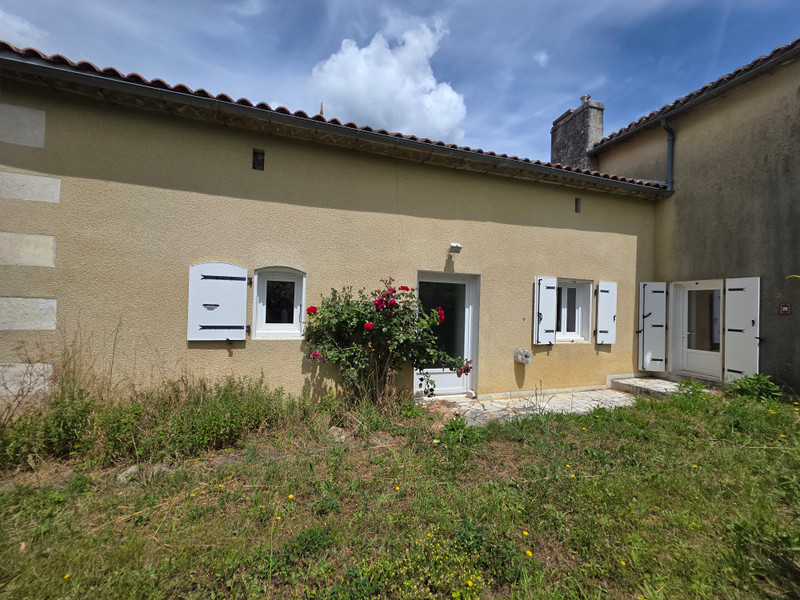 French property for sale in Villebois-Lavalette, Charente - €108,000 - photo 13