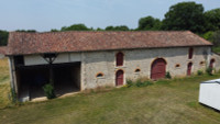 Maison à vendre à Les Adjots, Charente - 795.000 € - photo 5
