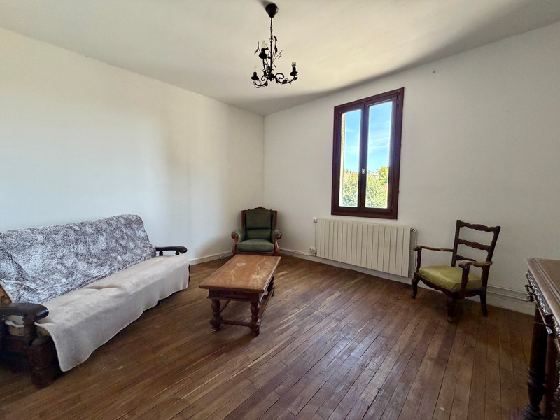 French property for sale in Rochechouart, Haute-Vienne - €104,500 - photo 2
