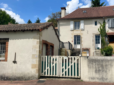 Maison à vendre à Luchapt, Vienne, Poitou-Charentes, avec Leggett Immobilier