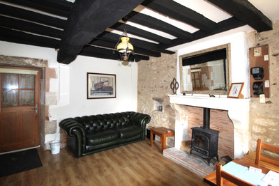 French property for sale in Béthines, Vienne - €130,000 - photo 4