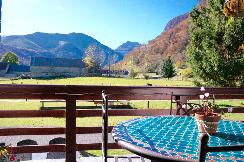 House for sale in Campan HautesPyrénées Beautiful Chalet Style