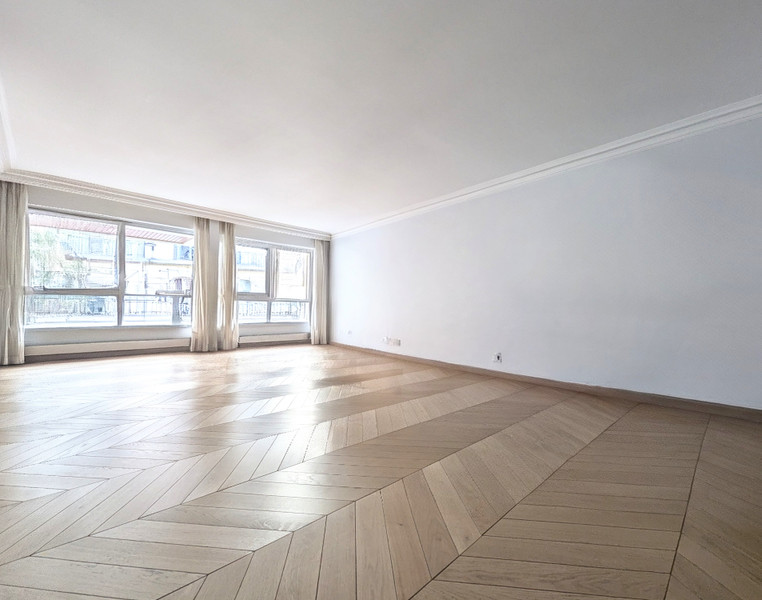 French property for sale in Paris 7e Arrondissement, Paris - €2,194,000 - photo 6