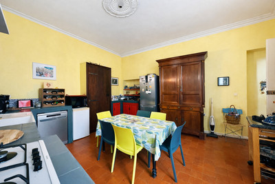 French property for sale in Béziers, Hérault - €477,000 - photo 4