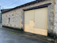 Propriété à vendre à Saint-Hilaire-de-Villefranche, Charente-Maritime - 44 600 € - photo n°5
