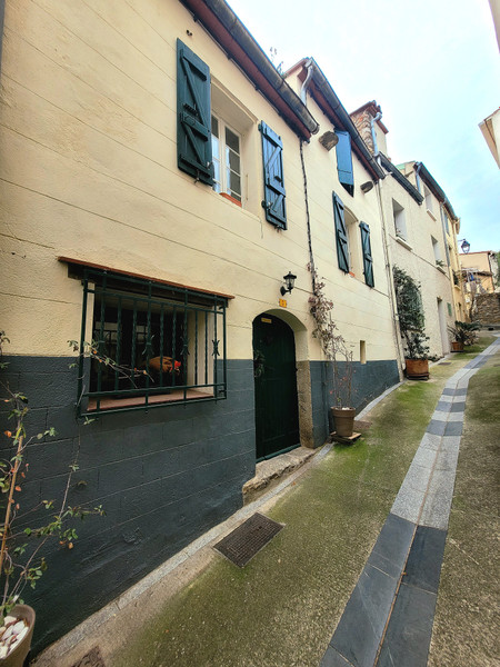 French property for sale in Laroque-des-Albères, Pyrénées-Orientales - €163,000 - photo 9