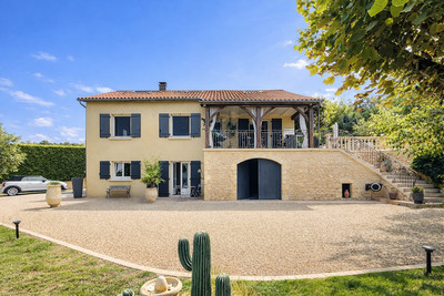 French property for sale in Sarlat-la-Canéda, Dordogne - €598,000 - photo 1