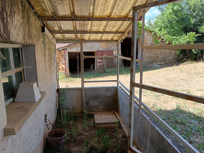 French property for sale in Pleuville, Charente - €99,000 - photo 10