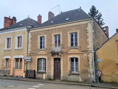 Maison à vendre à Bouère, Mayenne, Pays de la Loire, avec Leggett Immobilier