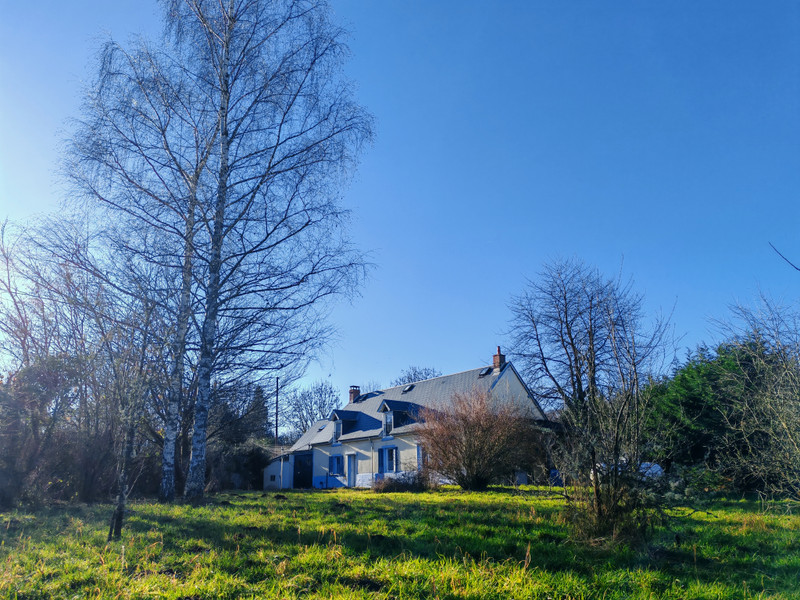 French property for sale in Gouttières, Puy-de-Dôme - €139,900 - photo 9