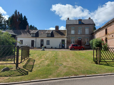 Maison à vendre à Montigny-les-Jongleurs, Somme, Picardie, avec Leggett Immobilier