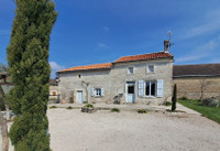 Maison à vendre à Paizay-Naudouin-Embourie, Charente - 148.500 € - photo 1