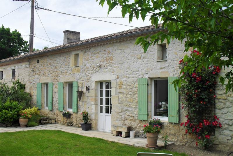 Maison à vendre à Périssac, Gironde - 334 960 € - photo 1