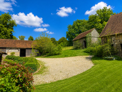 French property for sale in Champsecret, Orne - €318,000 - photo 14