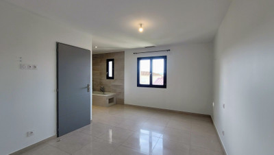French property for sale in Villeneuve-de-la-Raho, Pyrénées-Orientales - €680,000 - photo 6