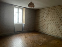Maison à vendre à Saint-Georges-le-Gaultier, Sarthe - 72.600 € - photo 7