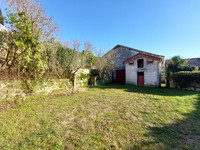 Maison à vendre à Villebois-Lavalette, Charente - 222.600 € - photo 2