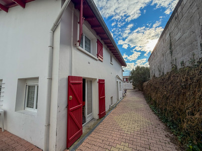 French property for sale in Dax, Landes - €846,000 - photo 1