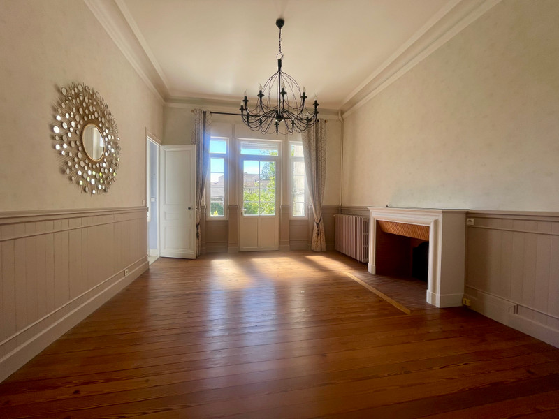 French property for sale in Cognac, Charente - €455,800 - photo 9
