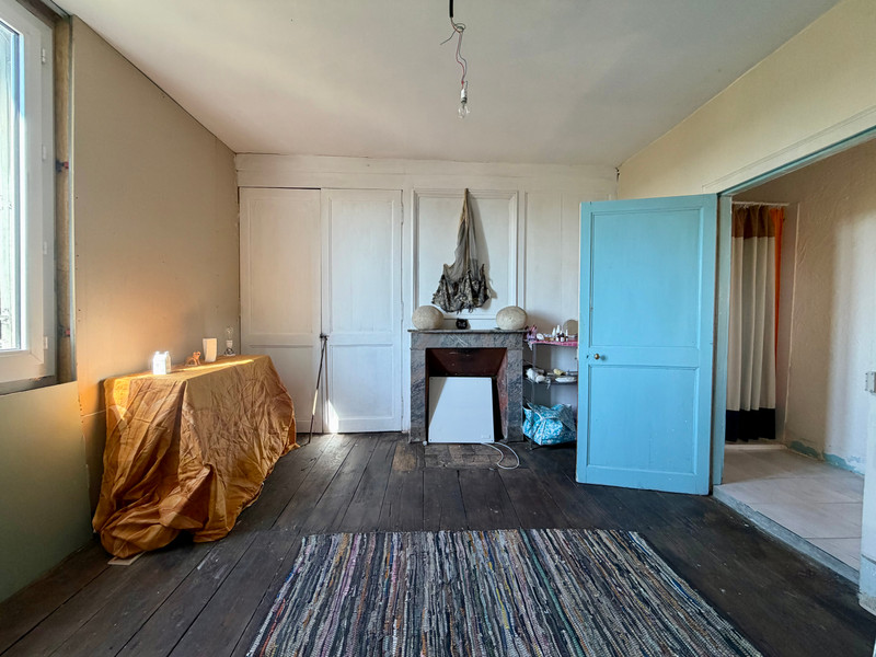 French property for sale in Rochechouart, Haute-Vienne - €77,000 - photo 7
