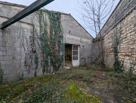 Immeuble à vendre à Angoulême, Charente - 131.000 € - photo 2