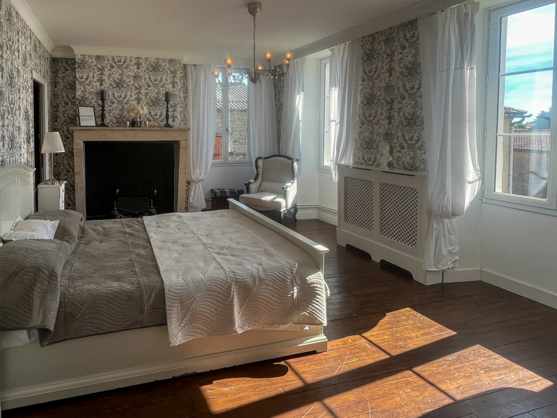 French property for sale in Villefagnan, Charente - €275,000 - photo 5