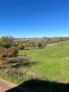 French property for sale in Égliseneuve-d'Entraigues, Puy-de-Dôme - €392,200 - photo 3