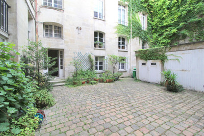 French property for sale in Paris 4e Arrondissement, Paris - €520,000 - photo 9