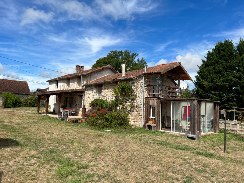 French property for sale in Saint-Saud-Lacoussière, Dordogne - &#8364;175,500 - photo 3