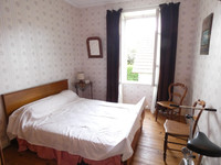 Maison à vendre à Saint-Martin-Valmeroux, Cantal - 119.900 € - photo 5