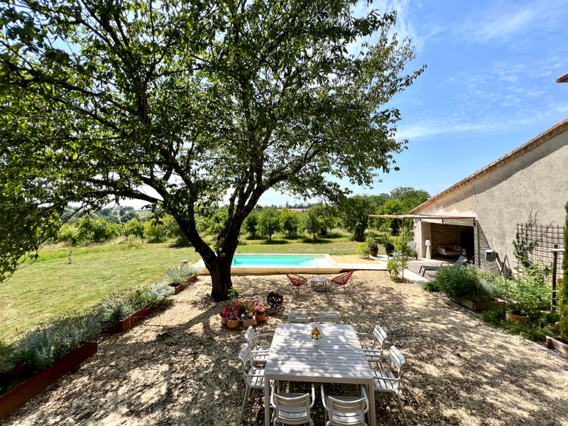 French property for sale in Lauzun, Lot-et-Garonne - €588,300 - photo 8