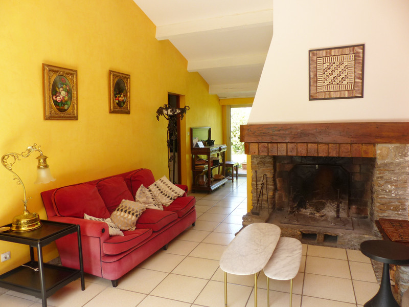 French property for sale in Villemoustaussou, Aude - €560,000 - photo 2