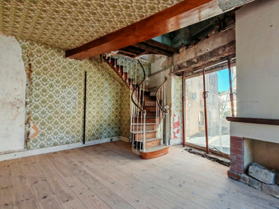 French property for sale in Montaigut, Puy-de-Dôme - €39,000 - photo 2
