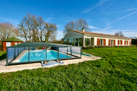 Maison à vendre à Montbron, Charente - 339.200 € - photo 7