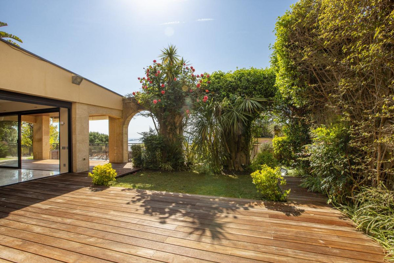 French property for sale in Cannes, Alpes-Maritimes - &#8364;3,300,000 - photo 9