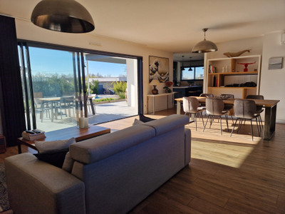 French property for sale in Pompignac, Gironde - €545,000 - photo 4