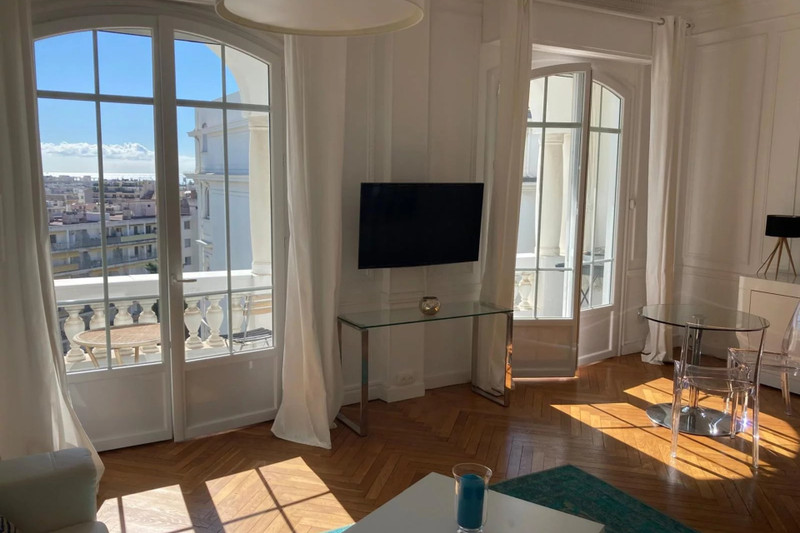 French property for sale in Nice, Alpes-Maritimes - €640,000 - photo 9