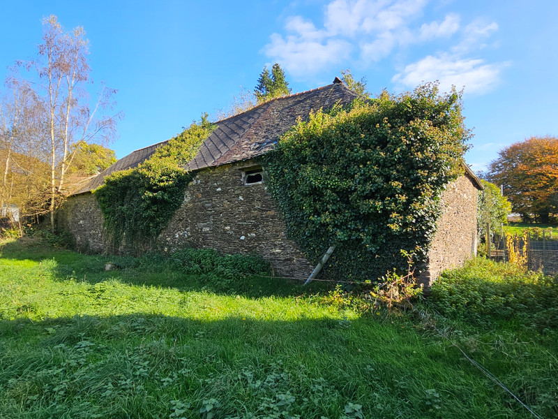 French property for sale in Trévé, Côtes-d'Armor - €25,000 - photo 11