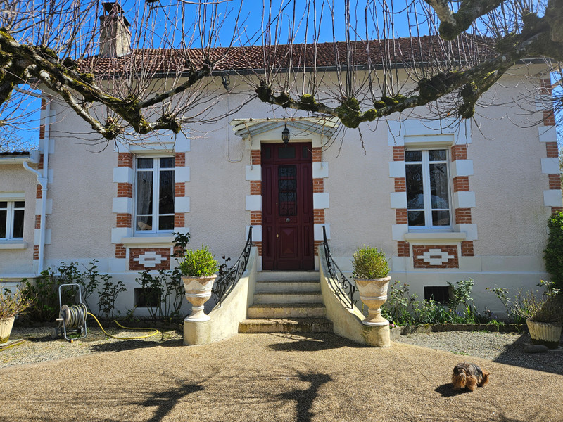 Maison à vendre à Sarliac-sur-l'Isle, Dordogne - 256 450 € - photo 1