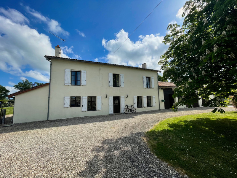 French property for sale in Gajoubert, Haute-Vienne - €323,300 - photo 14