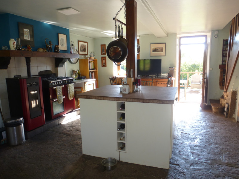 French property for sale in Naillat, Creuse - €158,050 - photo 5