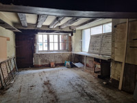 Maison à vendre à Chabanais, Charente - 31.000 € - photo 3