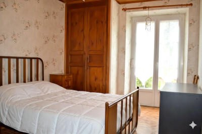 French property for sale in Beaugas, Lot-et-Garonne - €386,900 - photo 8