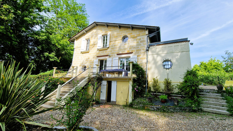 Vente Maison 97m² 4 Pièces à Saint-Médard-de-Guizières (33230) - Leggett Immobilier