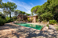 Propriété à vendre à Roquebrune-sur-Argens, Var - 1 670 000 € - photo n°1